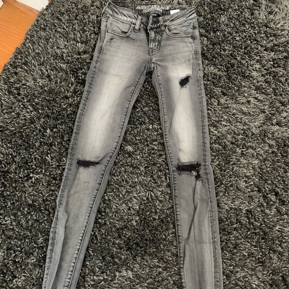 American Eagle Skinny Jeans!!